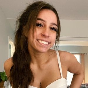 Meet your Posher, Leda